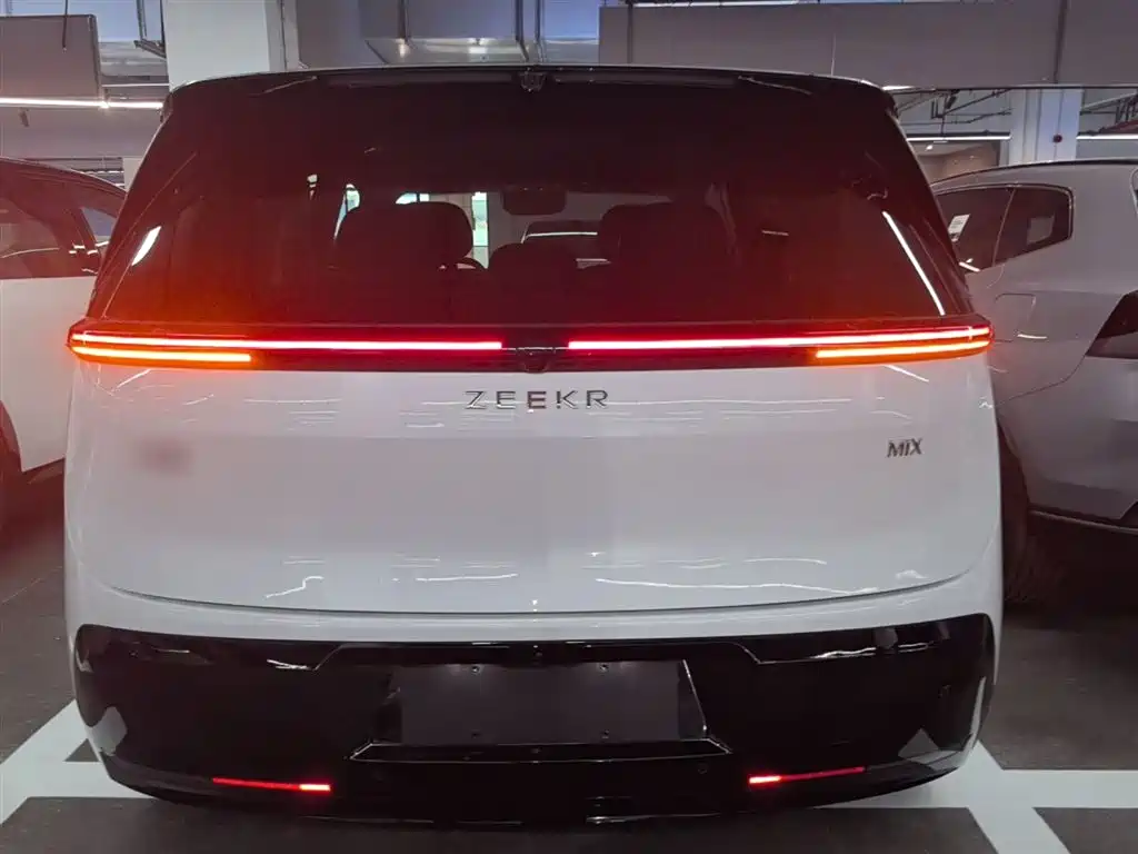 Zeekr Mix 2025 Smart Drive