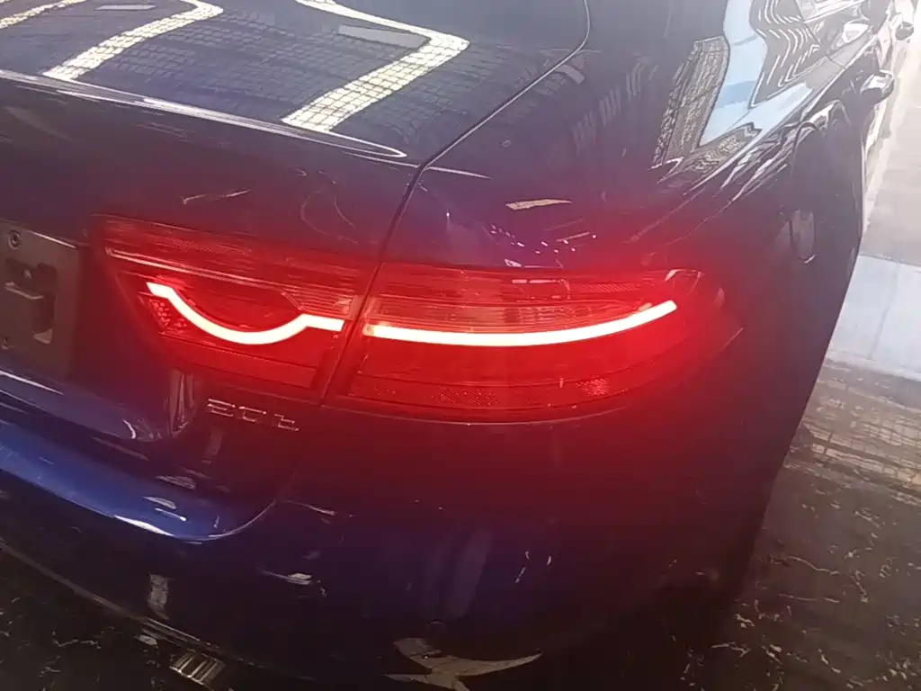 Jaguar XEL — миниатюра 8