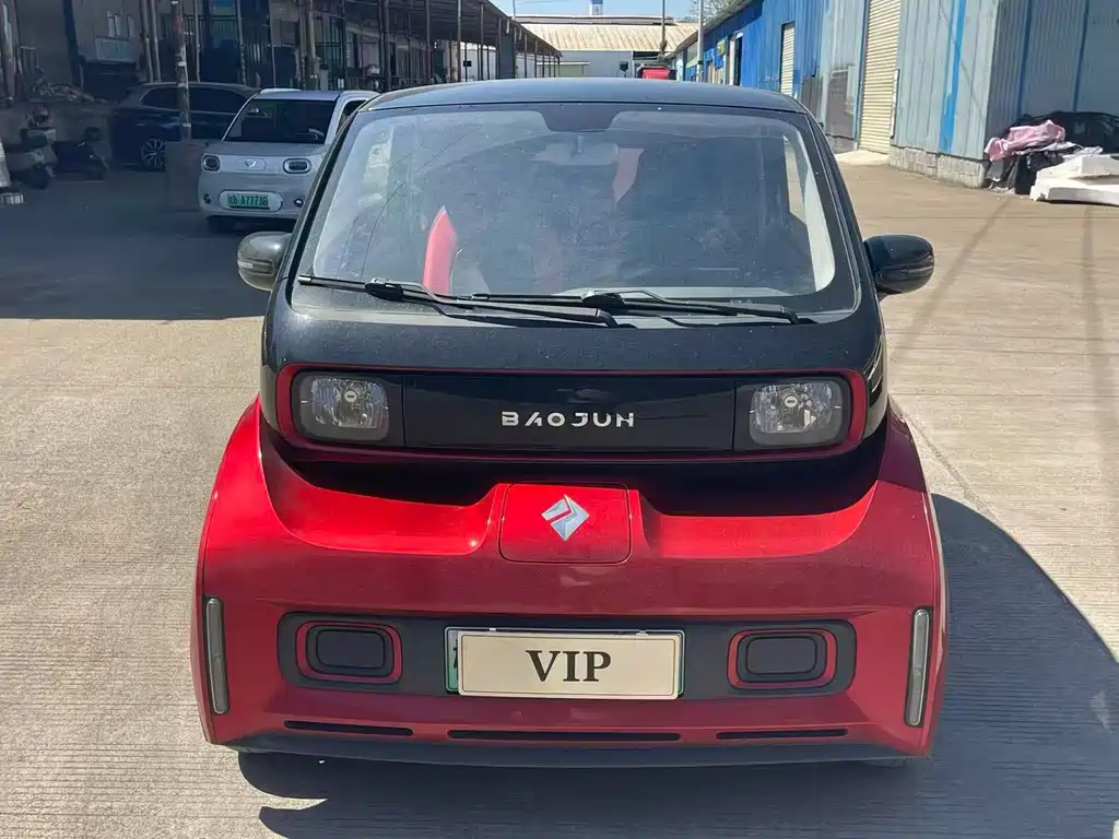 Baojun E300 — миниатюра 2