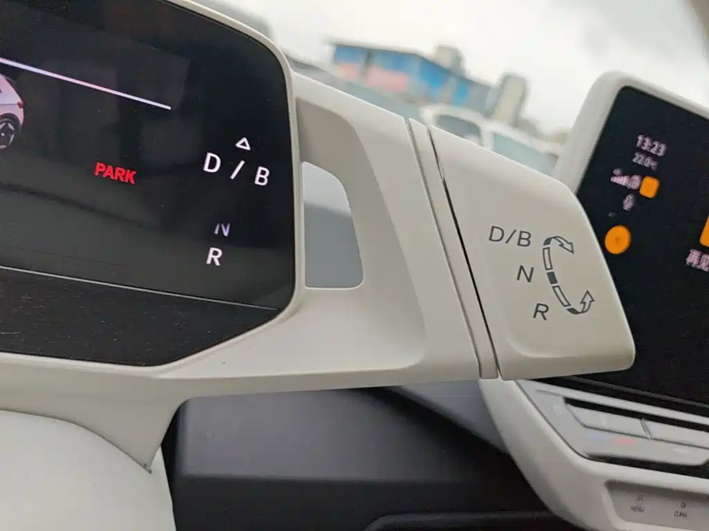 Volkswagen ID.3 — миниатюра 14