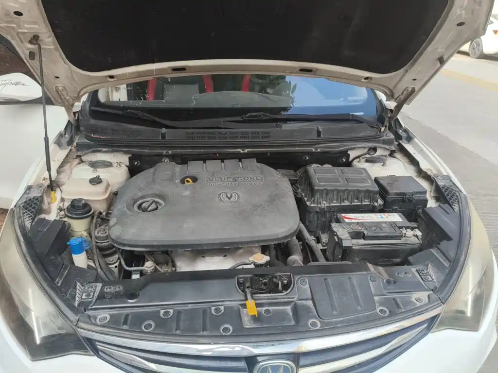 Changan Eado XT — миниатюра 21