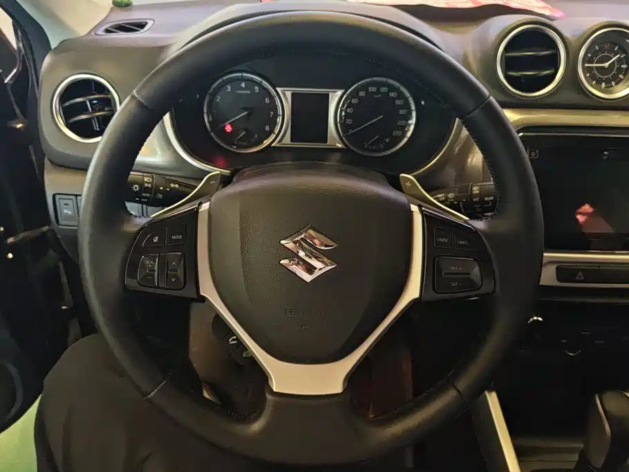 Suzuki Vitara — миниатюра 15