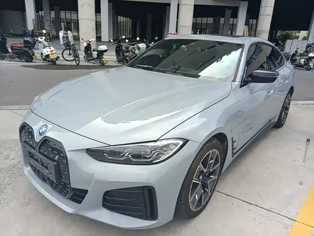 BMW i4 — миниатюра 2