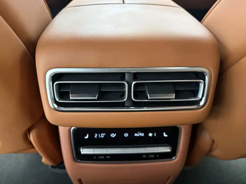 Li Auto Li L7 — миниатюра 16