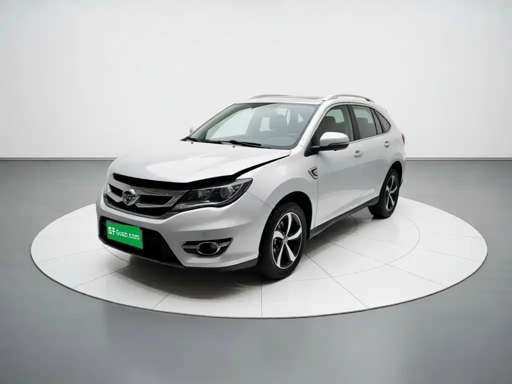 BYD S7