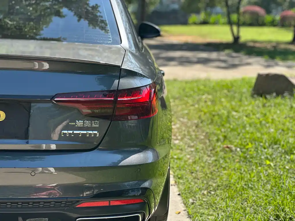 Audi A4L — миниатюра 14