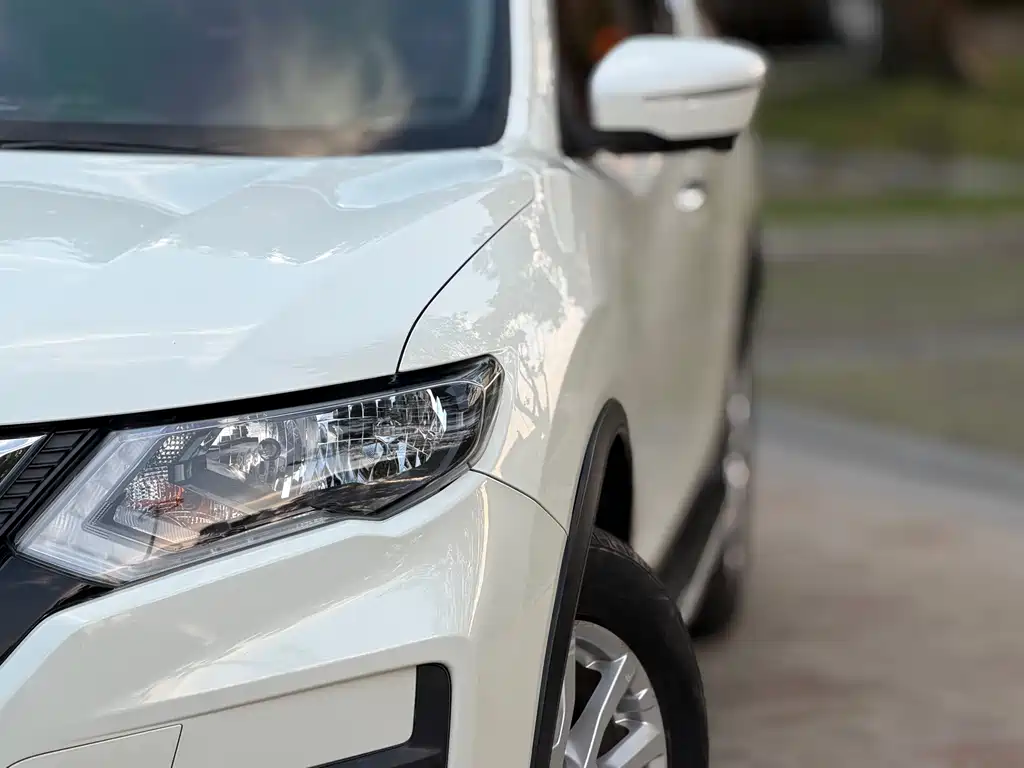 Nissan X-Trail — миниатюра 7