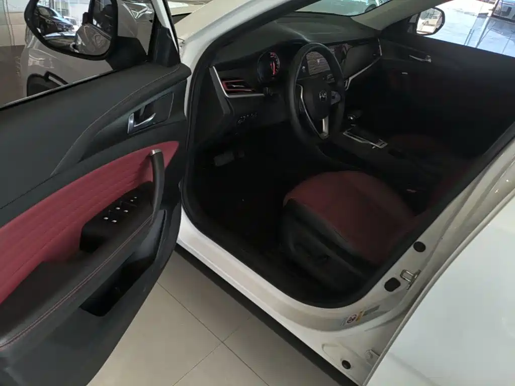 Changan CS35PLUS — миниатюра 16