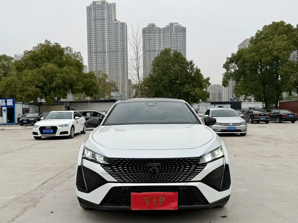 Peugeot 408X