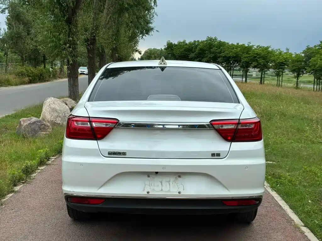 Geely Vision — миниатюра 8