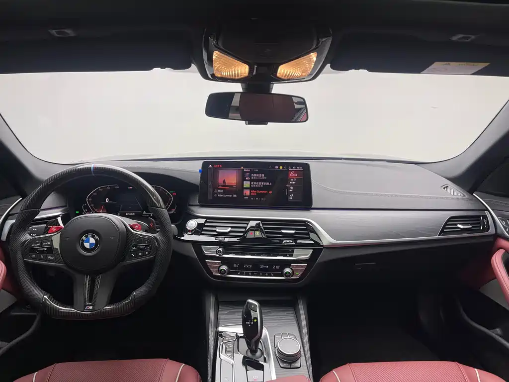BMW 5 Series — миниатюра 13
