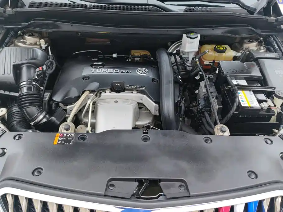 Buick Envision Plus — миниатюра 10