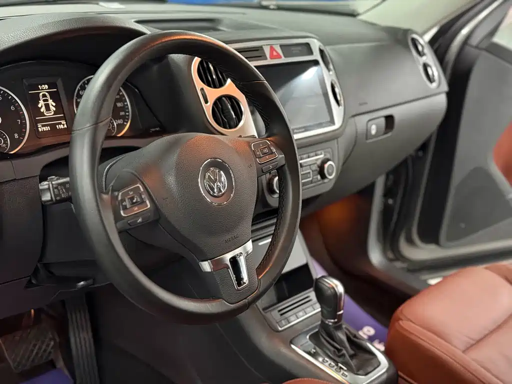 Volkswagen Tiguan — миниатюра 8