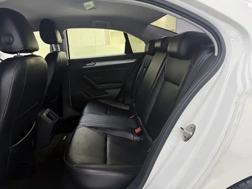 Volkswagen Lamando — миниатюра 14