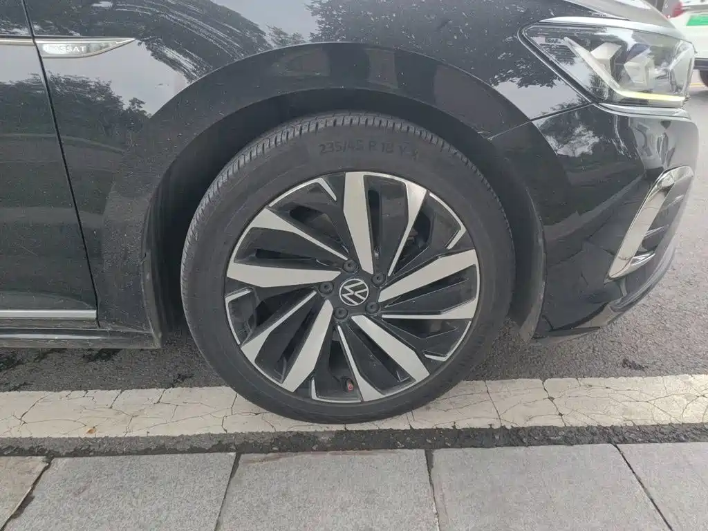 Volkswagen Passat — миниатюра 24