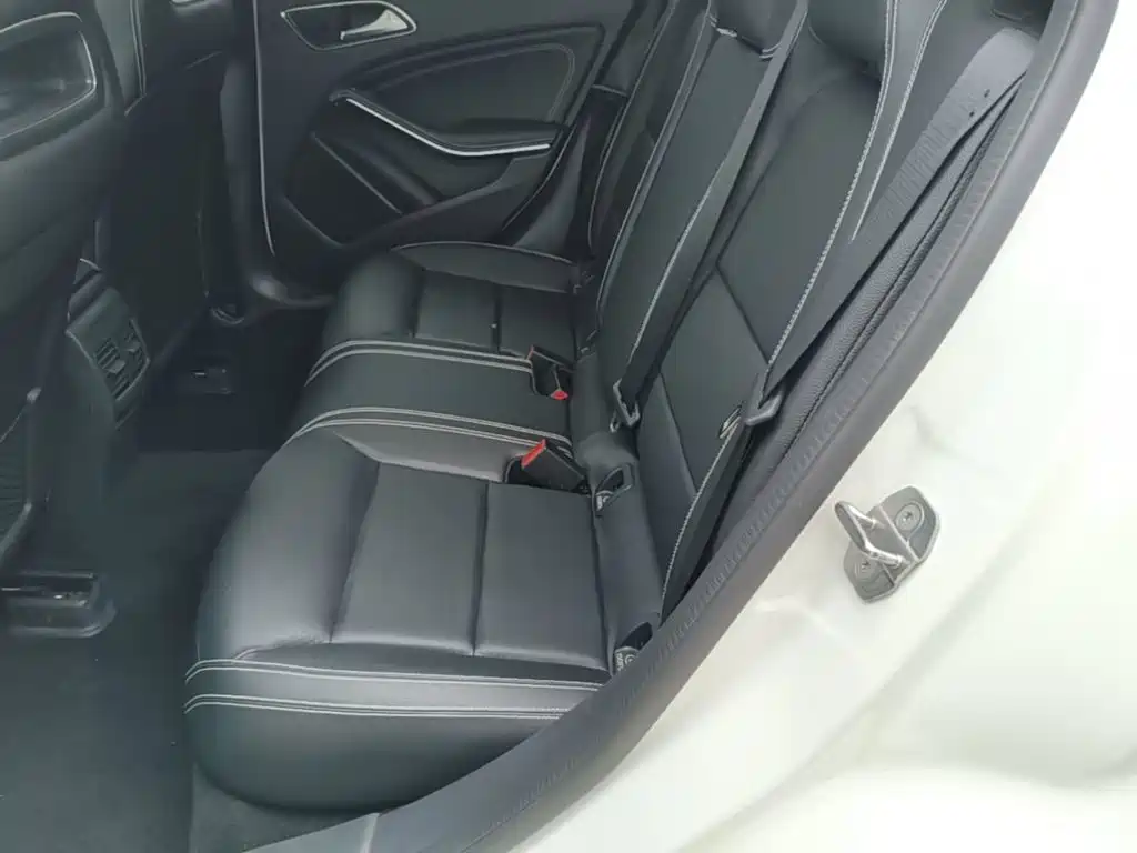 Mercedes-Benz GLA — миниатюра 17