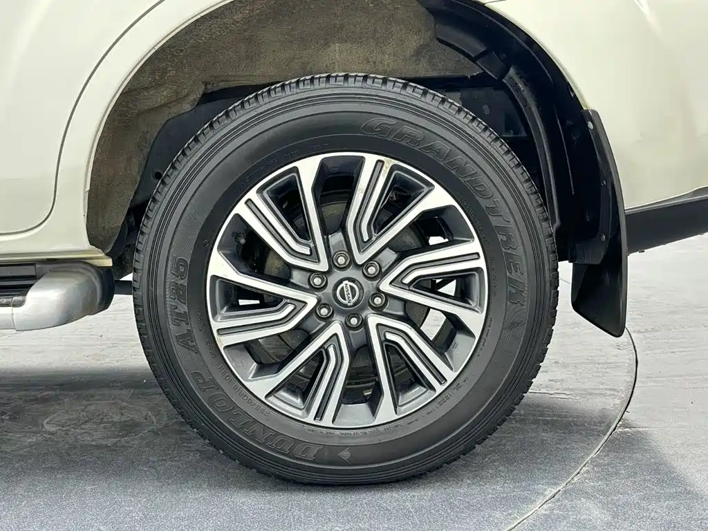 Nissan Terra — миниатюра 26