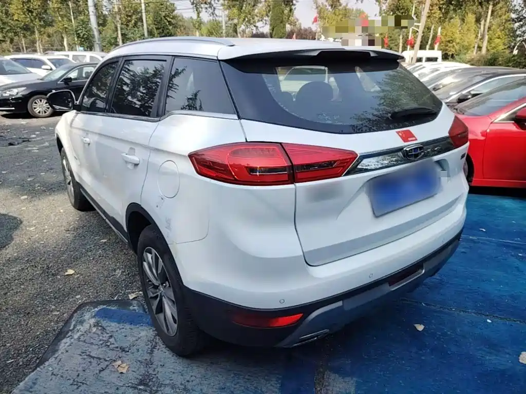 Geely Boyue — миниатюра 5