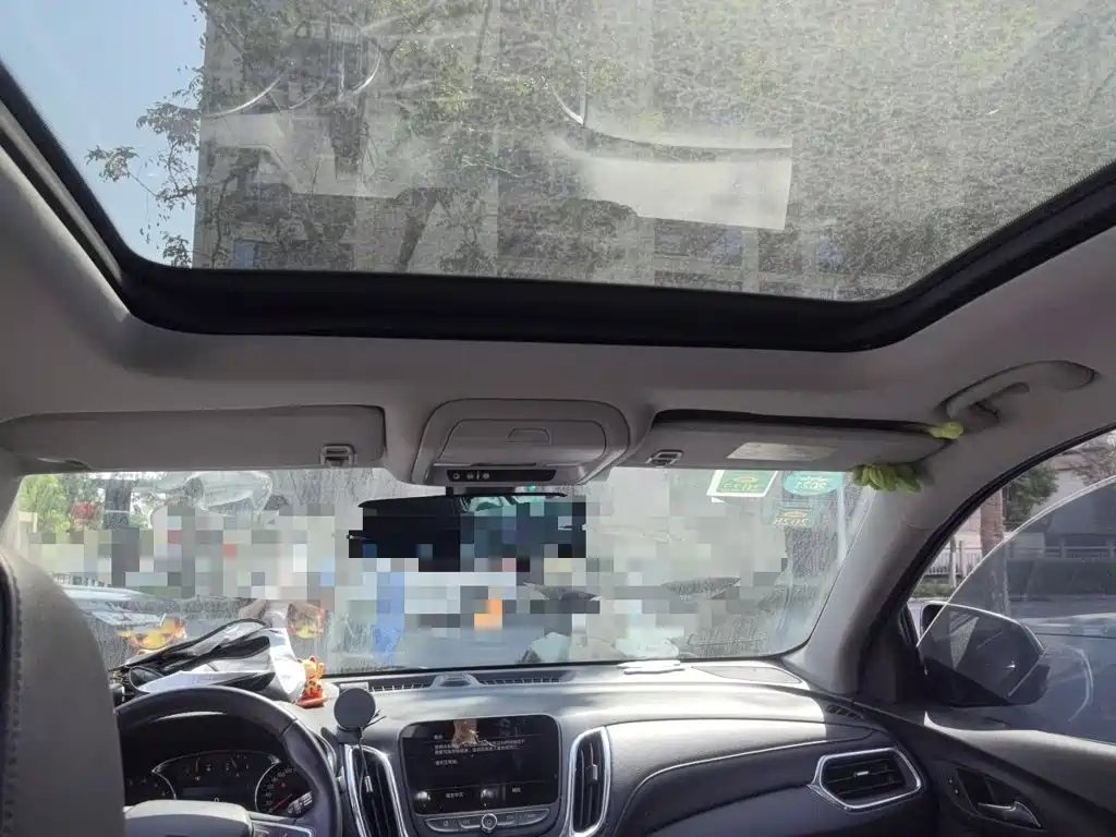 Chevrolet Equinox — миниатюра 19
