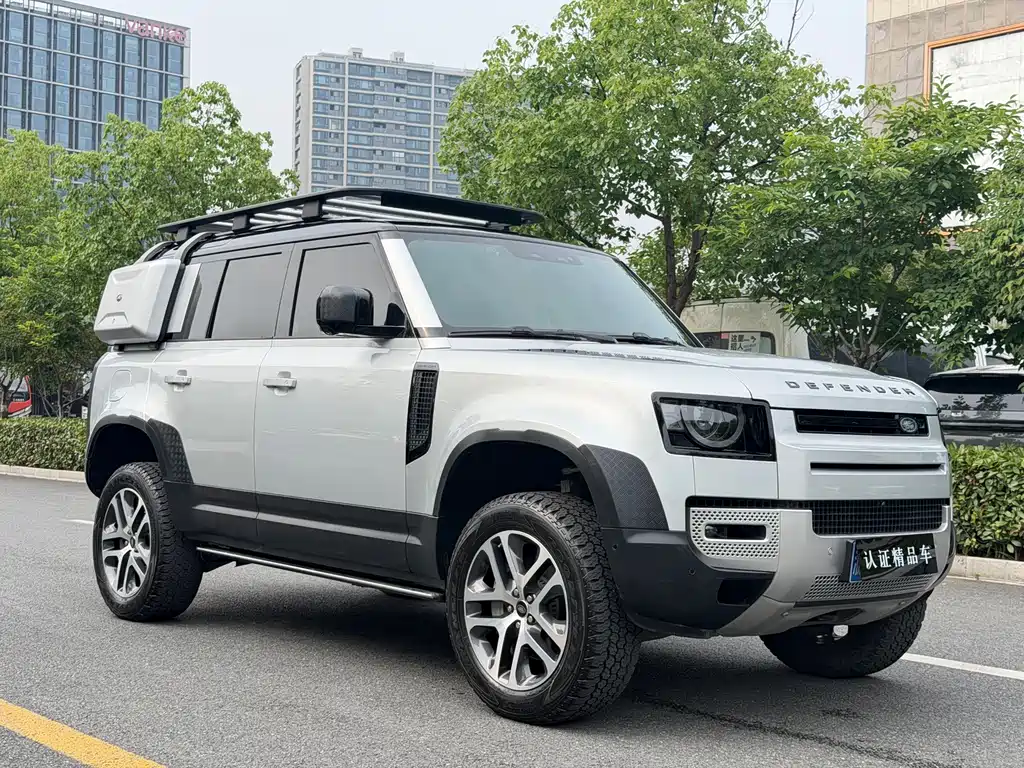 Land Rover Defender — миниатюра 3