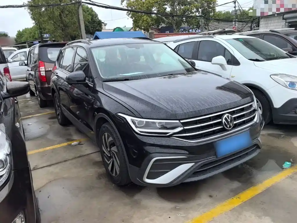 Volkswagen Tiguan L — миниатюра 4