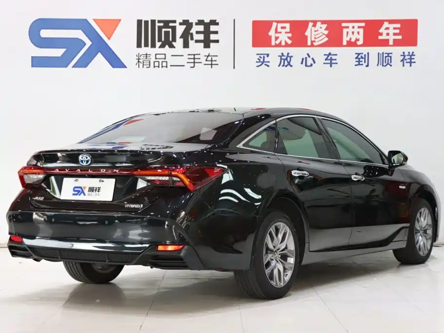 Toyota Avalon — миниатюра 5