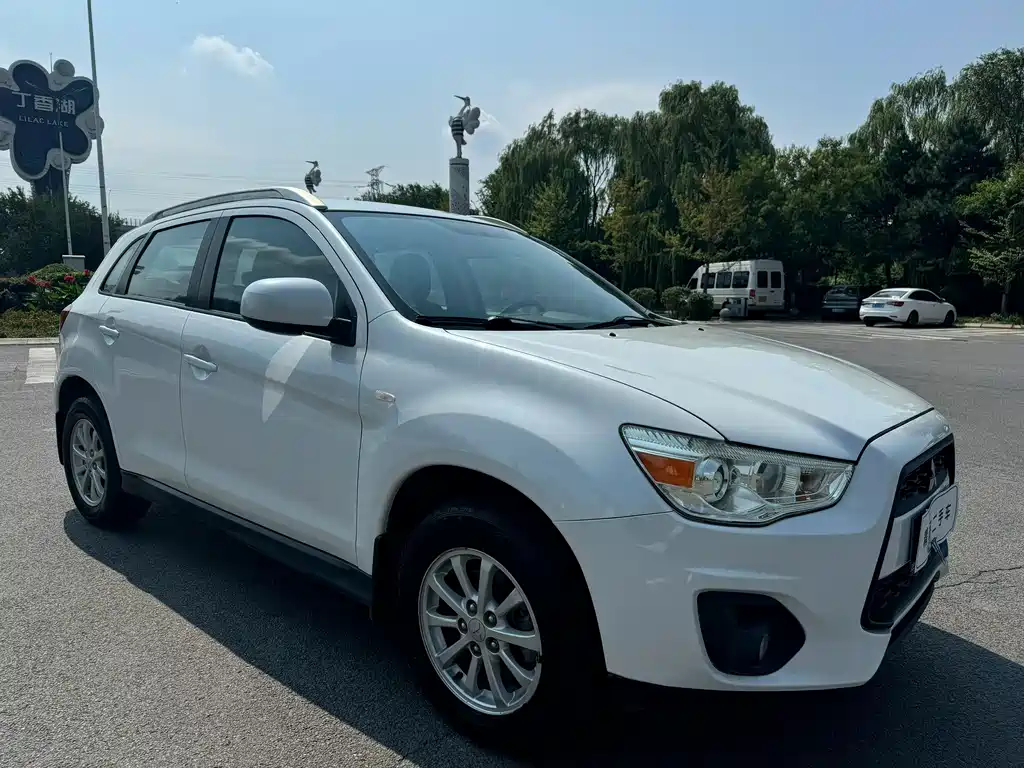 Mitsubishi ASX — миниатюра 3