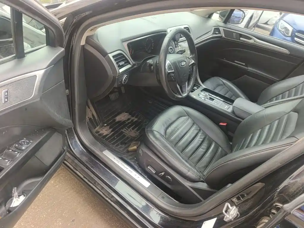 Ford Mondeo — миниатюра 16