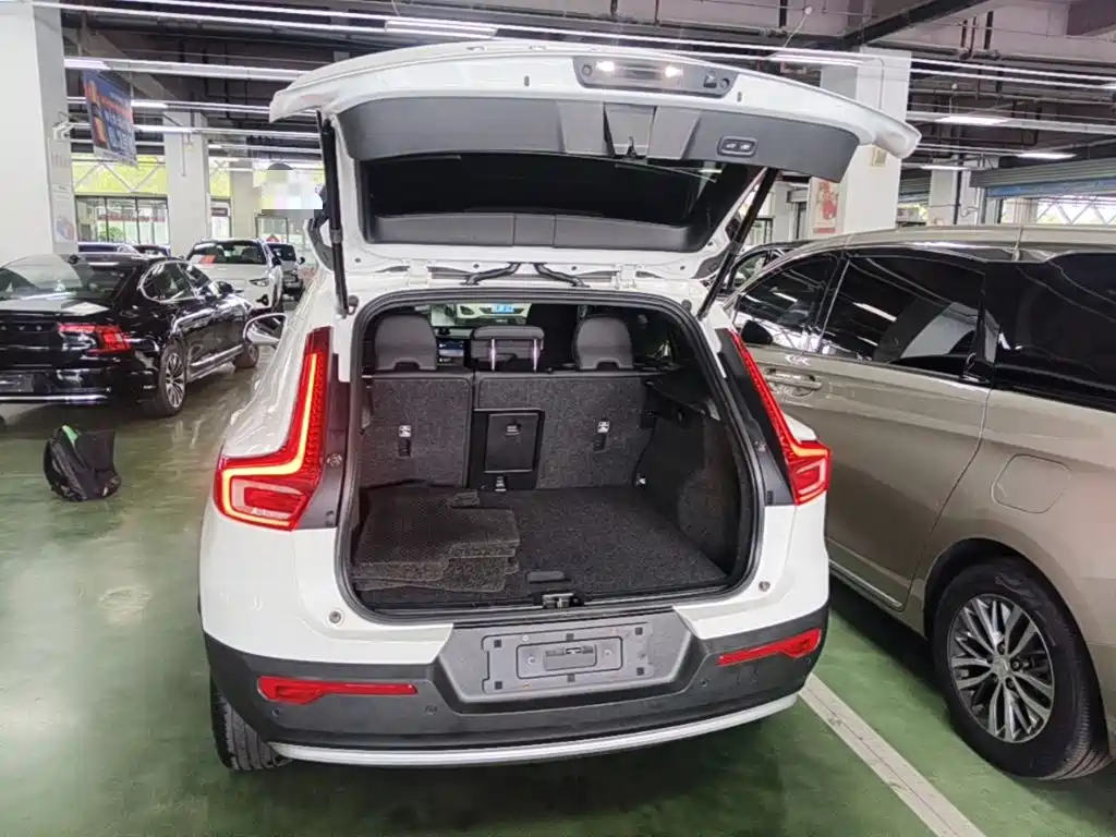 Volvo XC40 — миниатюра 19