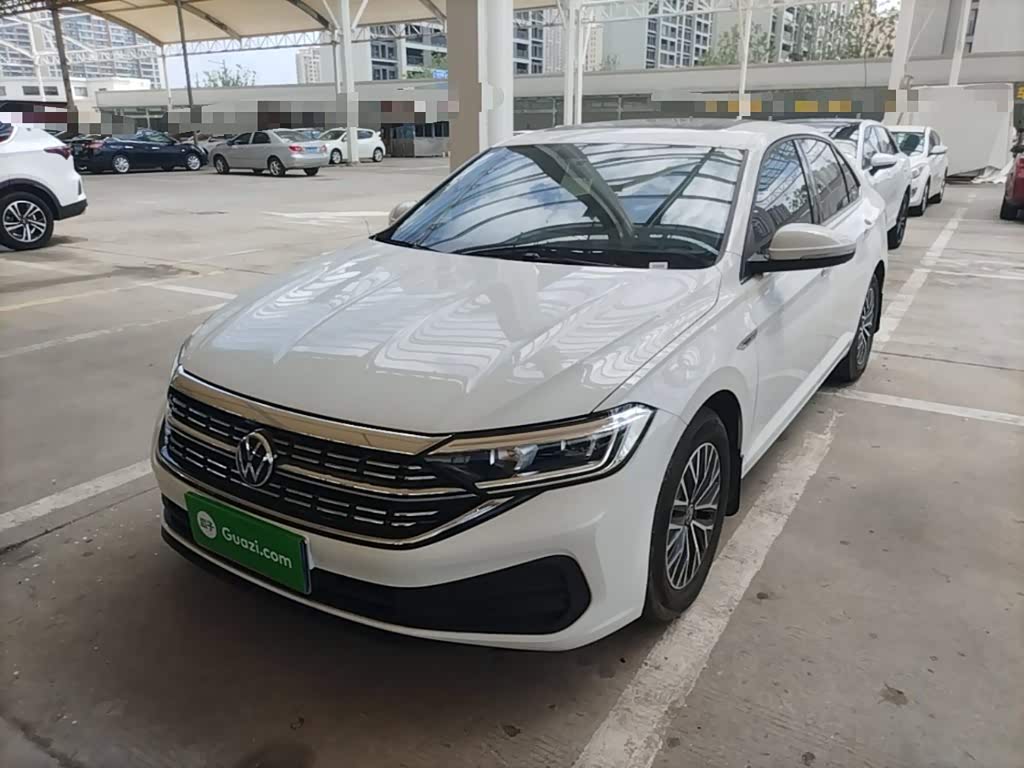 Hyundai Elantra 1.2 л 2025 г. Белый, пробег 17100 км