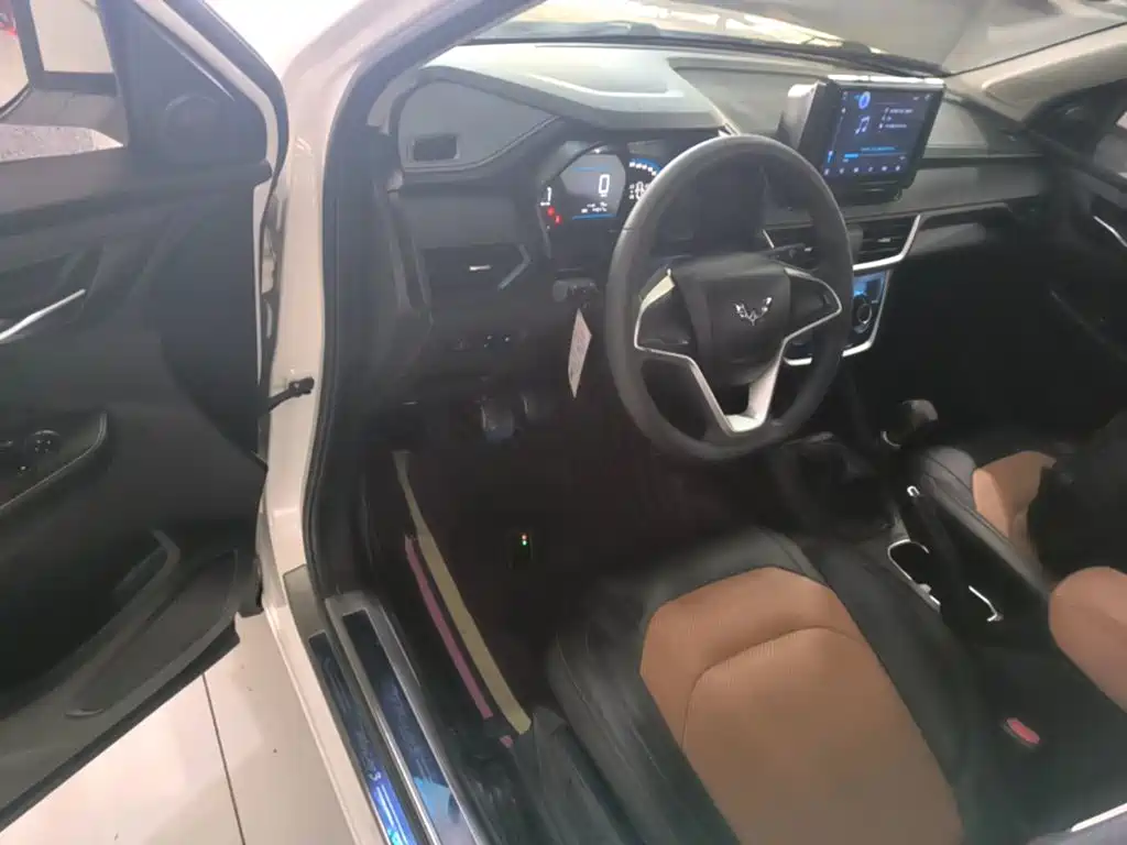 Wuling Hongguang S3 — миниатюра 16
