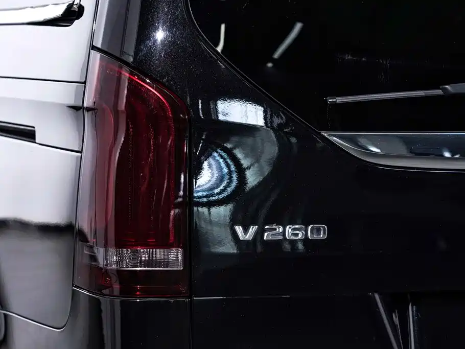 Mercedes-Benz V-Class — миниатюра 11