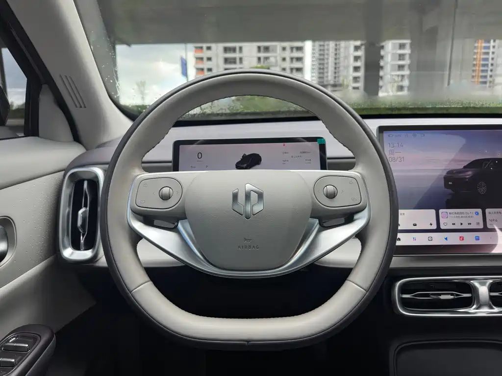 Leapmotor Leapmotor B10 — миниатюра 18