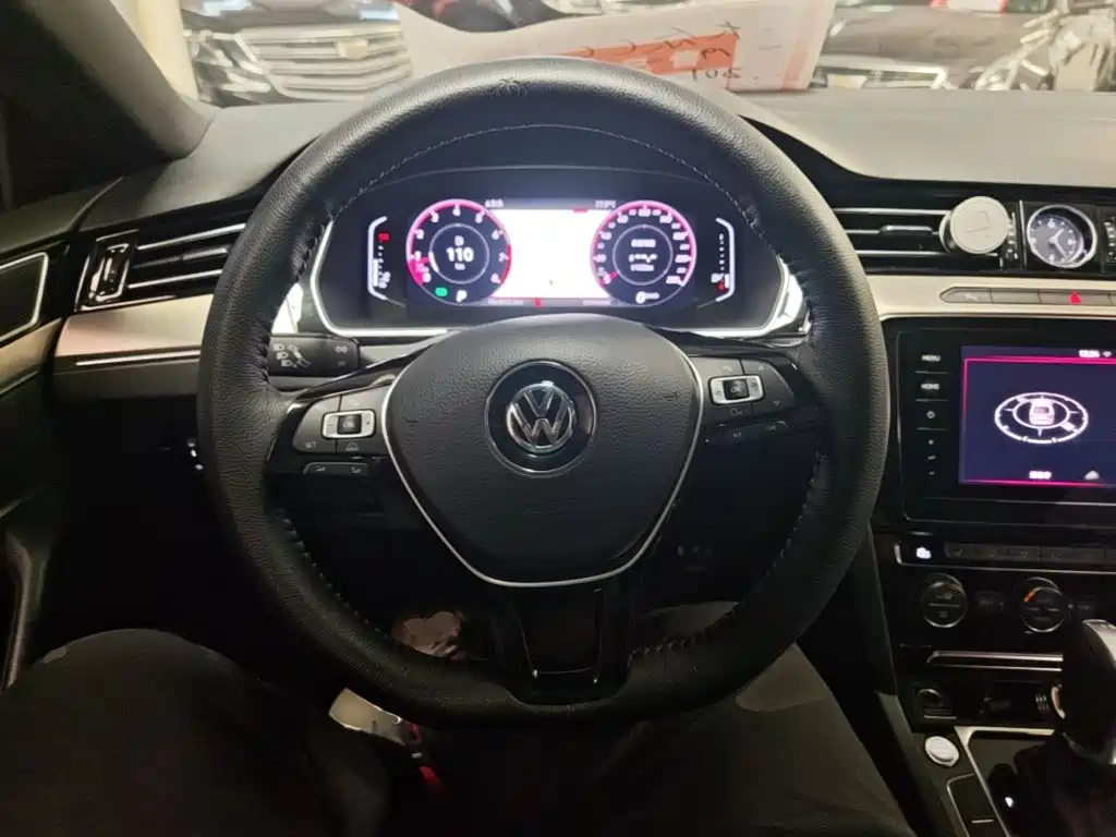 Volkswagen CC — миниатюра 11