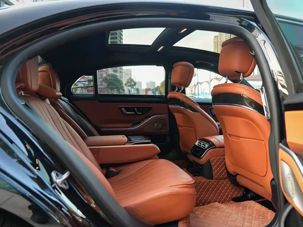 Mercedes-Benz S-Class — миниатюра 17