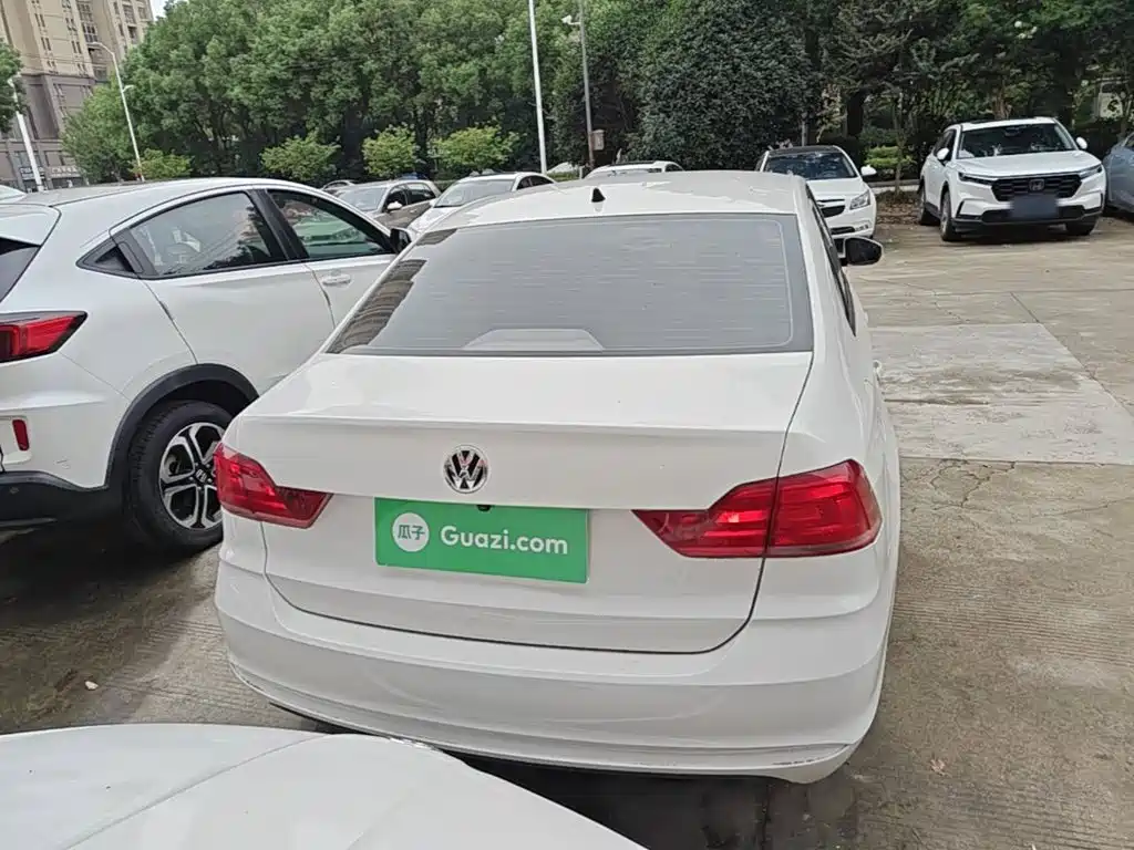 Volkswagen Santana — миниатюра 6