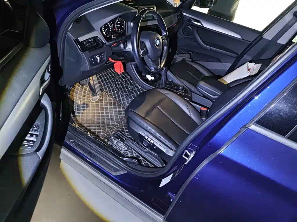 BMW X1 — миниатюра 12