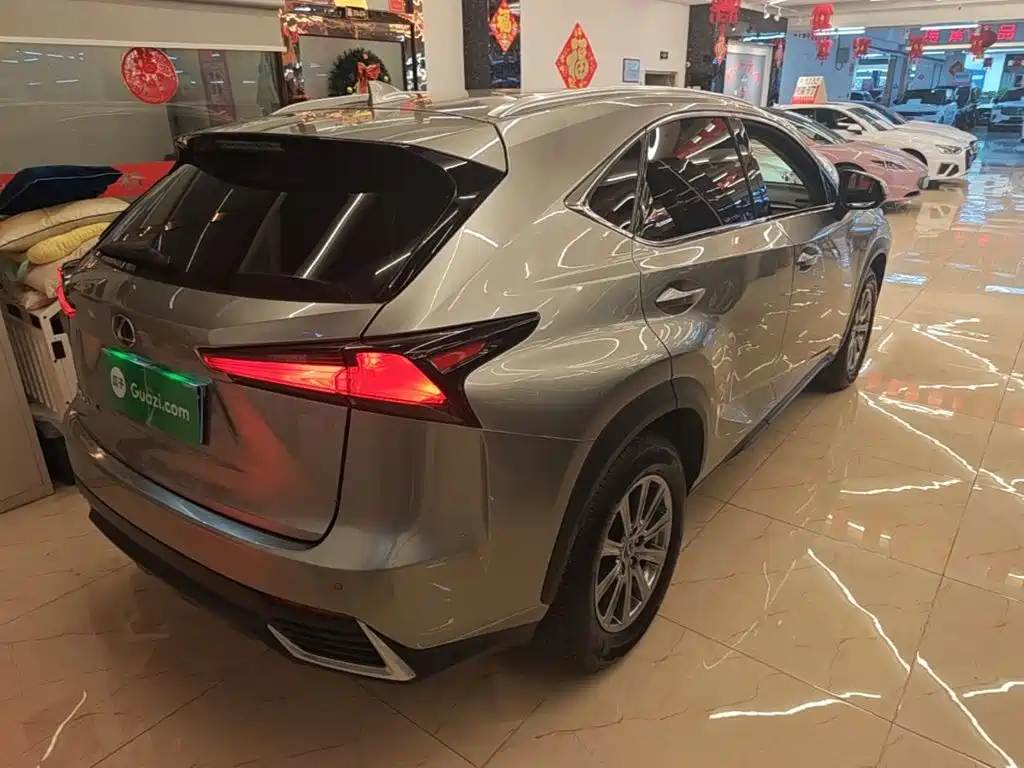 Lexus NX — миниатюра 7