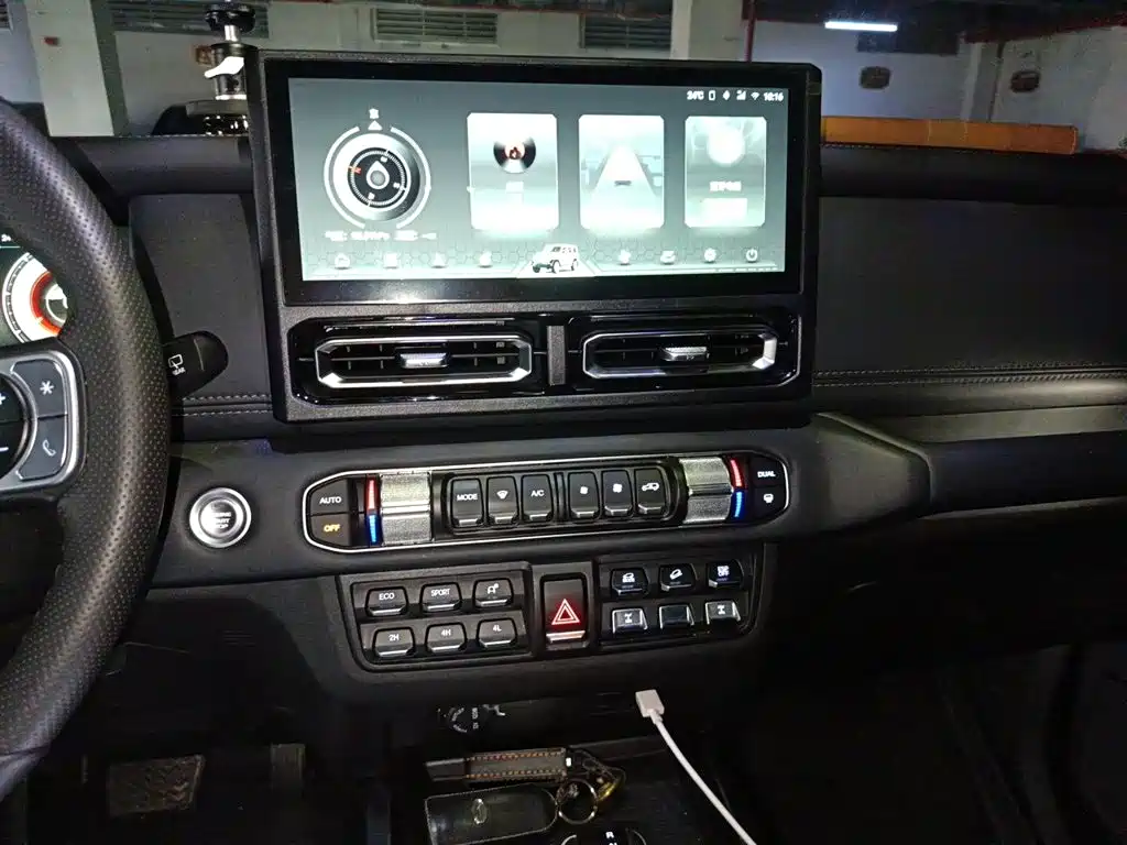 212 212 T01 — миниатюра 9