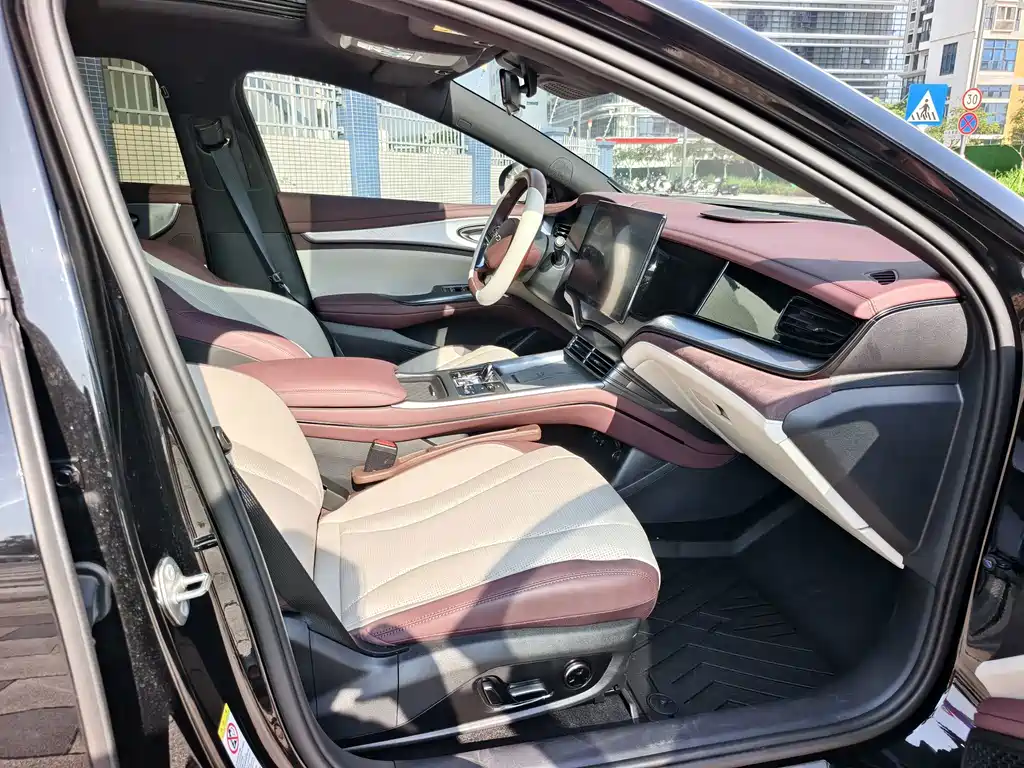 BYD Seal 07 DM-i — миниатюра 10