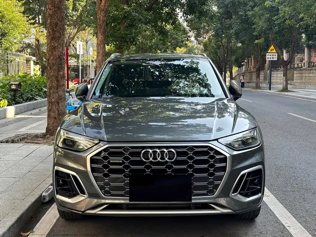 Audi Q5L — миниатюра 2