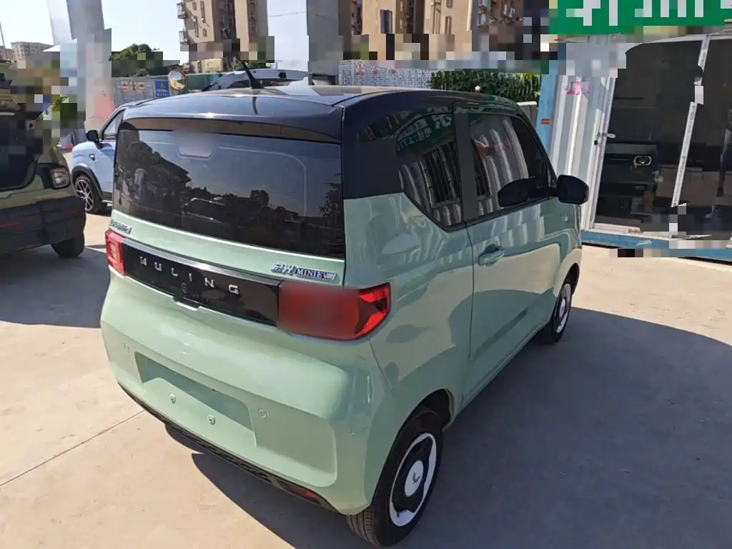 Wuling MINIEV — миниатюра 7
