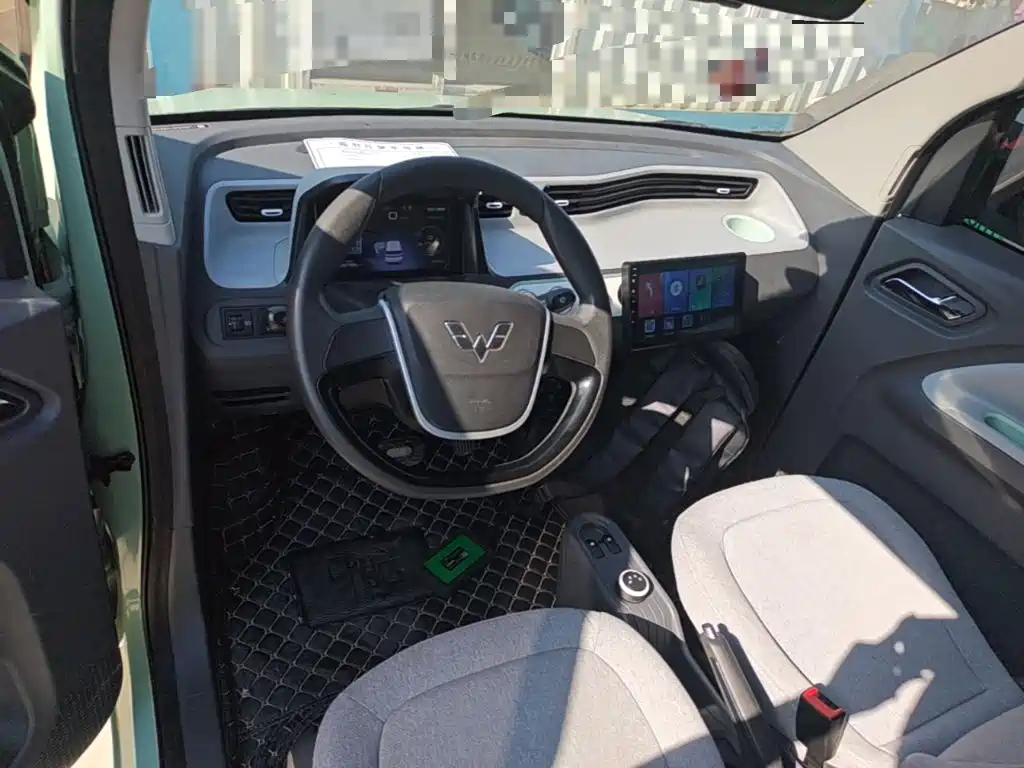 Wuling MINIEV — миниатюра 10