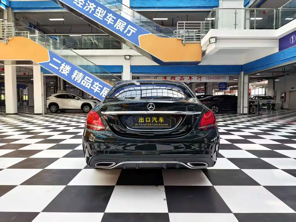 Mercedes-Benz C-Class — миниатюра 5