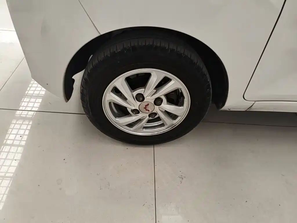 Wuling MINIEV — миниатюра 23