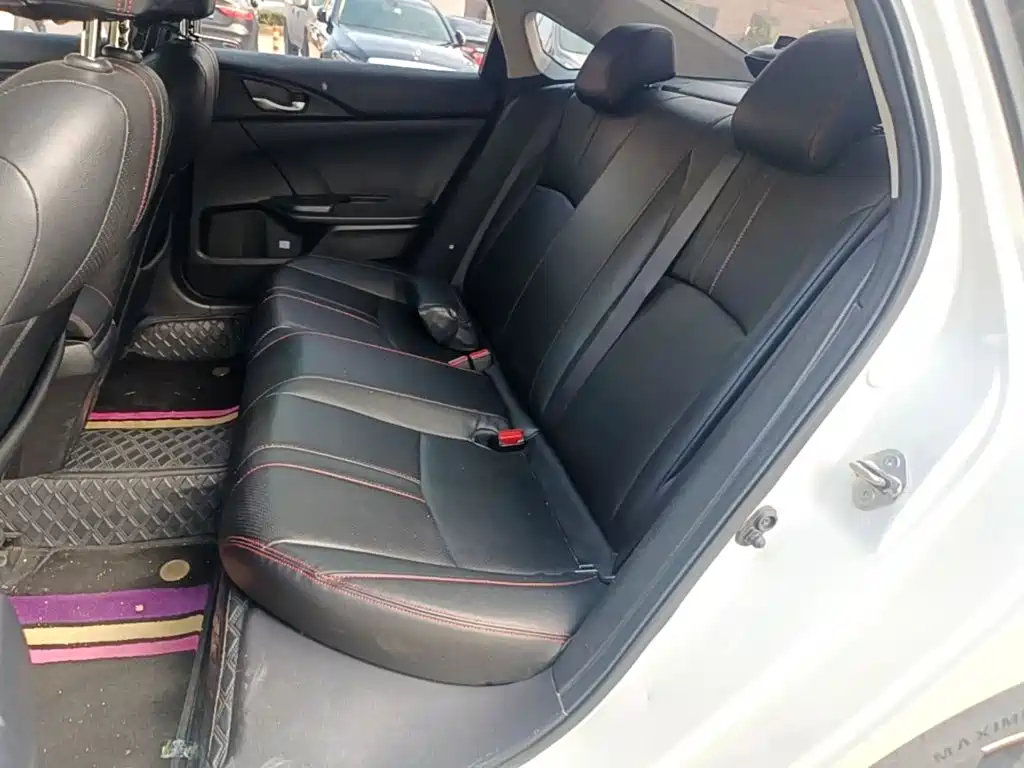 Honda Civic — миниатюра 17