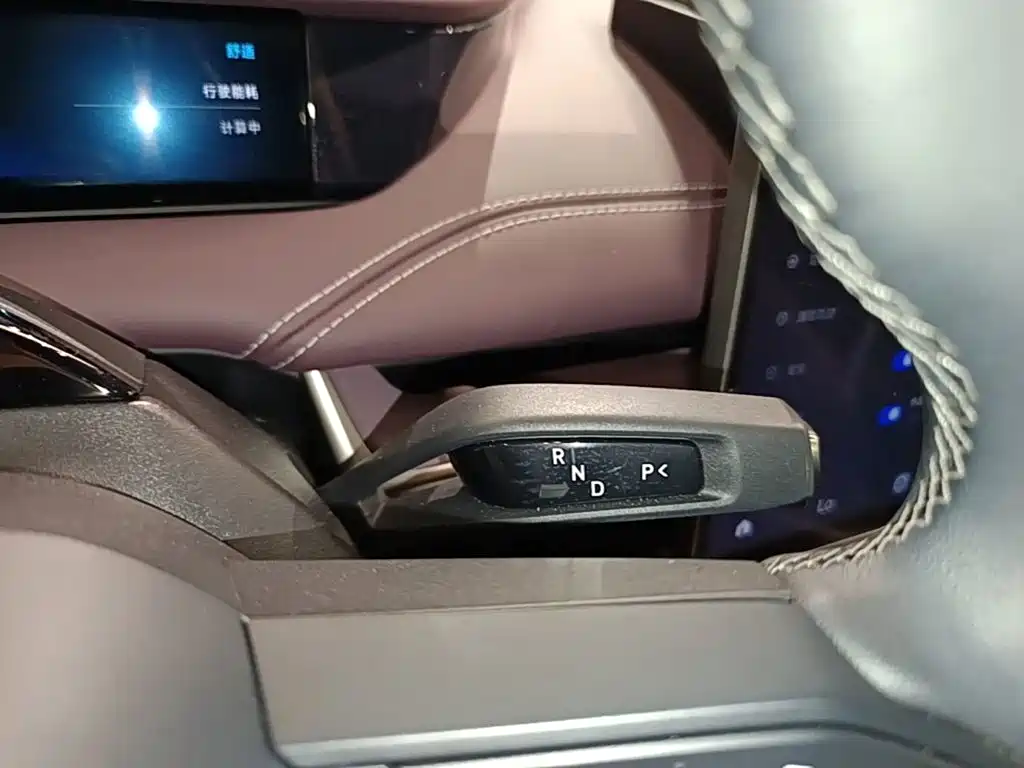 Xiaomi SU7 — миниатюра 14