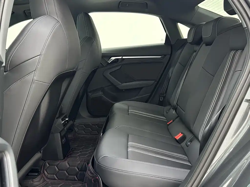 Audi A3 — миниатюра 8
