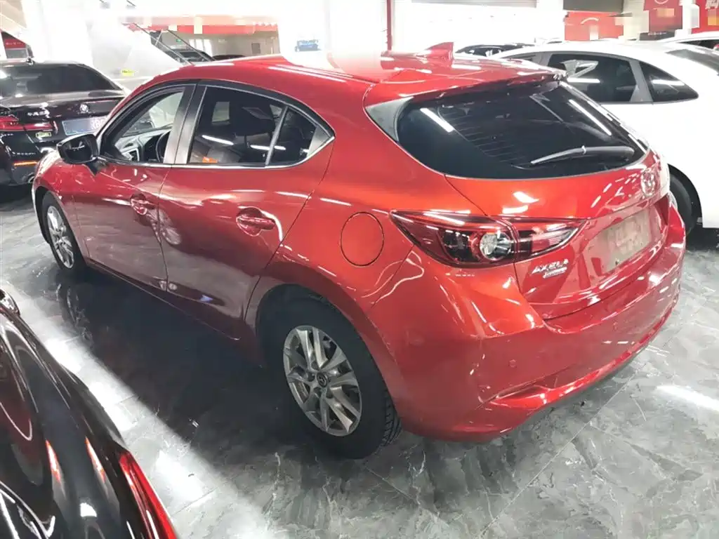 MAZDA  3 ANGKESAILA