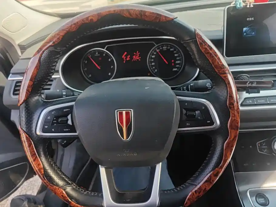 Hongqi Hongqi H5 — миниатюра 15